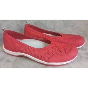 Easy Street Sport Womens Stern Red Slip-On Shoes Sneakers 9.5 M Athleisure